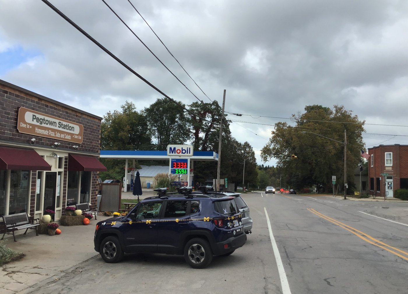 The crossroads at Maple City, Michigan